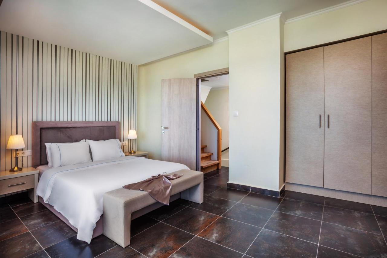 Sunny Villas Resort & Spa ハニオティス エクステリア 写真