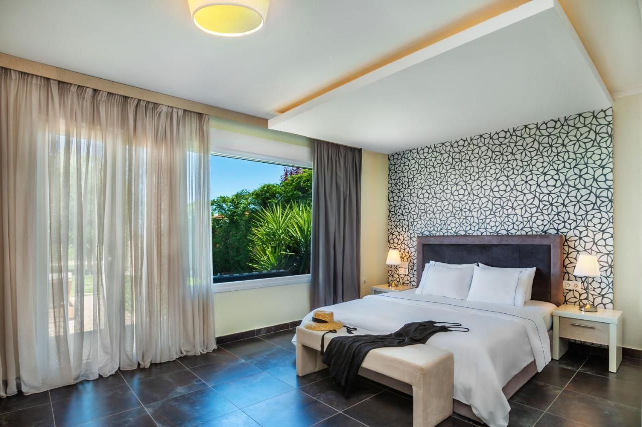 Sunny Villas Resort & Spa ハニオティス エクステリア 写真